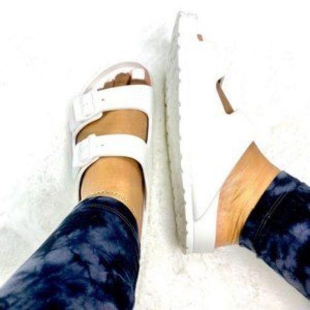 !! RESTOCKED !! Foam Double Buckle Sandals – White - Picture 4 of 6